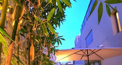 Luxury 4-Bedroom Villa in Vibrant Marrakech – Private Pool, Jacuzzi, AC & WiFi.