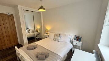 2 bedrooms, WiFi, bed sheets