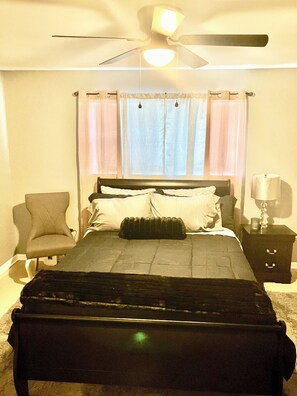 2 Schlafzimmer, Bügeleisen/Bügelbrett, WLAN, Bettwäsche