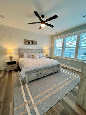 4 habitaciones, cuna de viaje, wifi gratis y ropa de cama 
