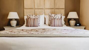 Premium bedding, laptop workspace, free WiFi, bed sheets