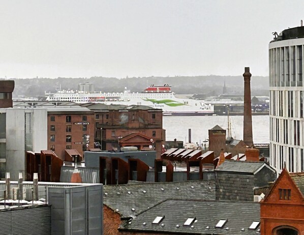 Deluxe Double Room, City View