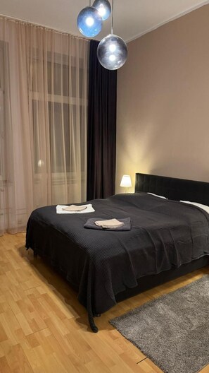 Apartment, 2 Schlafzimmer, Stadtblick | 3 Schlafzimmer