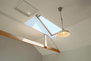 Interior - Coach House in Clifton village (Bristol City)