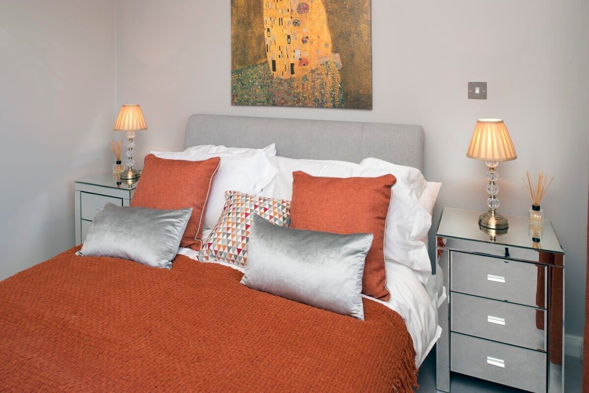 3 bedrooms, iron/ironing board, travel crib, WiFi