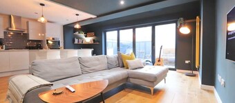 Hotwells Modern Mews