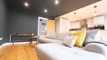 TV, stereo, offices