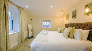 1 chambre, fer et planche à repasser, Wi-Fi, literie fournie