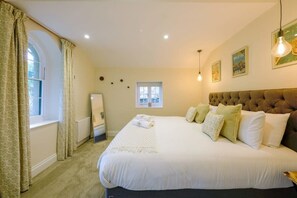 1 soverom, strykejern/-brett, wi-fi og sengetøy