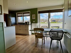 House | Dining