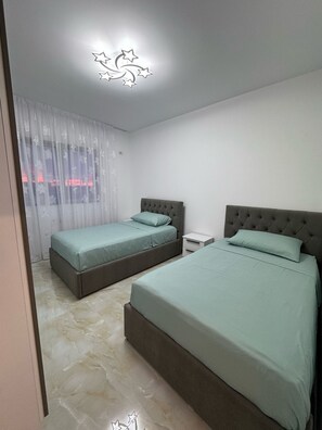 3 bedrooms, iron/ironing board, travel crib, WiFi - CasaDaSogno R&A (Vlora)