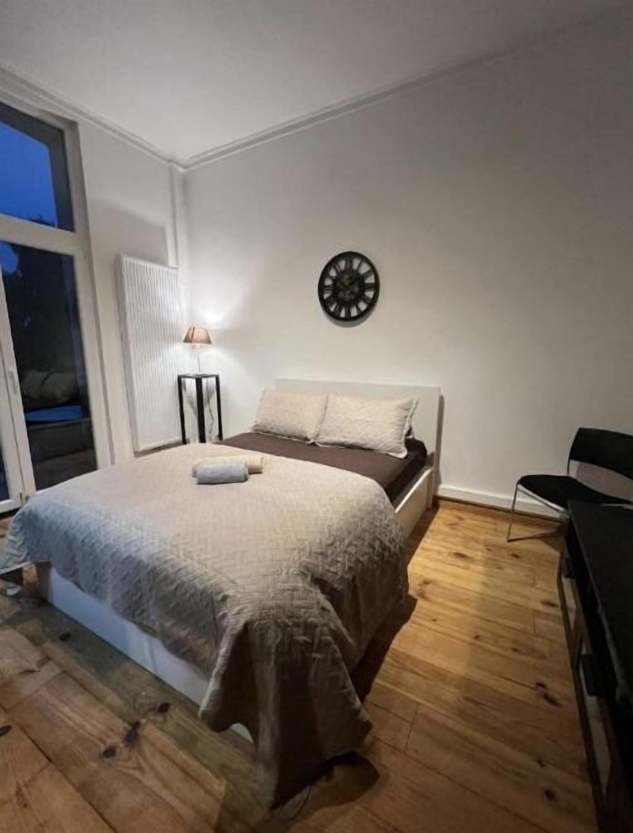 Slaapzaal, 1 slaapkamer, uitzicht op de stad | 1 slaapkamer