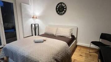 Slaapzaal, 1 slaapkamer, uitzicht op de stad | 1 slaapkamer