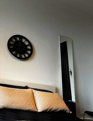 ห้องพักรวม, 1 ห้องนอน, วิวเมือง | บริเวณนั่งเล่น