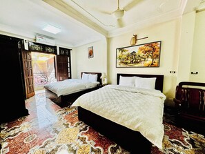 Free WiFi - IL Divo 8 Hàng Đào Hostel & Spa (Hanoi)