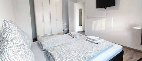 2 sovrum, skrivbord, wi-fi och sängkläder