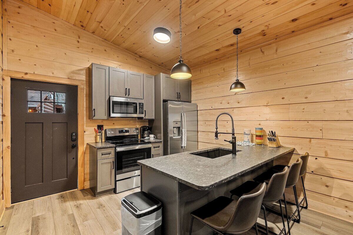 Mikrowelle, Herdplatte, Geschirrspüler