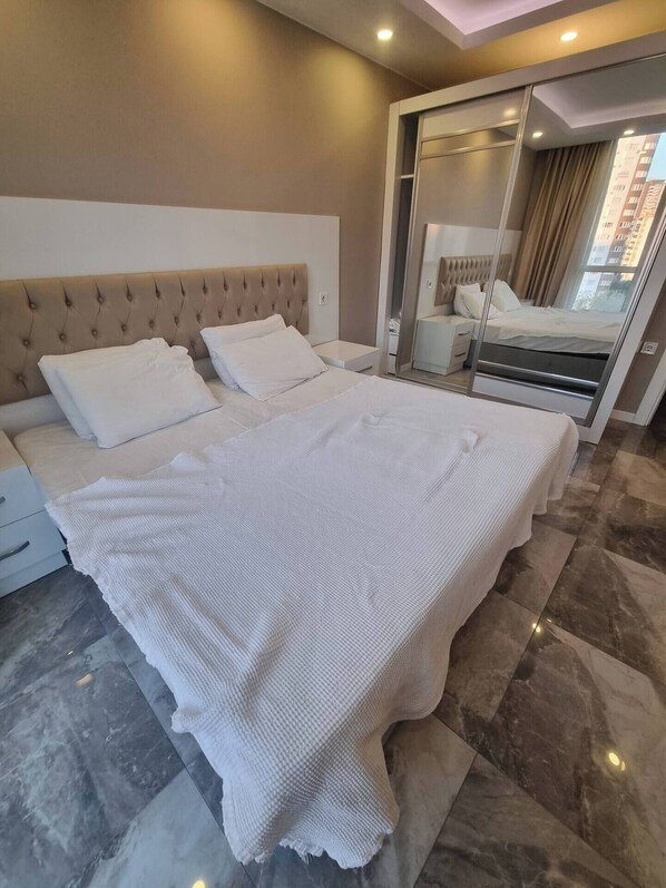 1 soverom, strykejern/-brett, reiseseng for barn og wi-fi