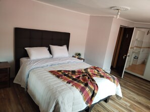 1 bedroom, iron/ironing board, WiFi