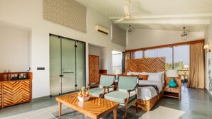 Kamar Double, 1 Tempat Tidur King, pemandangan gunung