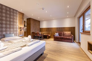 Apartment | 1 bedroom, individually furnished, bed sheets - Ferienwohnung mit 1 Schlafzimmer fur 4 Personen (Reith bei Kitzbuehel)
