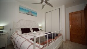 Appartement | 2 slaapkamers, een strijkplank/strijkijzer, gratis wifi, beddengoed