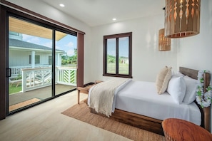 4 bedrooms, iron/ironing board, Internet, bed sheets