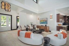 TV - KaliLoʻihi Poipu Beach Estates By Suite Paradise (Koloa)