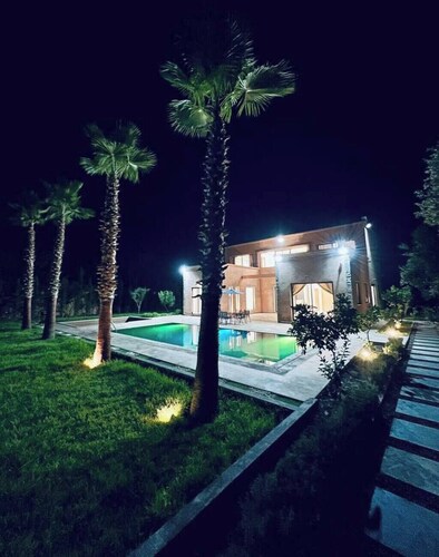 Magnificent villa in a beautiful, quiet village 35 minutes from Marrakech and 25 minutes from Ourika