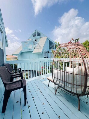 Property grounds - UPDATED 2024! Modern Design Loft for 6P at SeaLofts on the Beach, Frigate Bay (Frigate Bay)