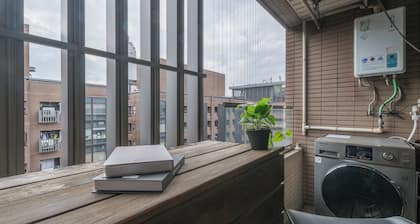Stylish & Convenient 1B1b attached to Taipei Main Station