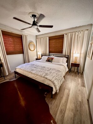 2 bedrooms, desk, iron/ironing board, free WiFi