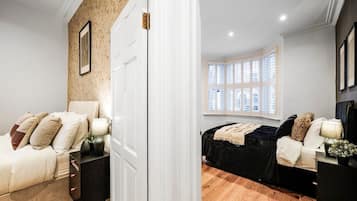 2 bedrooms, iron/ironing board, internet, bed sheets