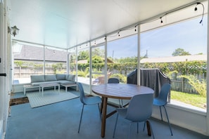 Dining - Pool & Grill 3BR Escape – St. Augustine Retreat (St. Augustine)