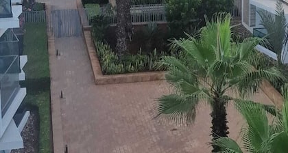 Charming 2-bedroom Apartment with a Sea View ,AC, WiFi in AinDiab ,Casablanca