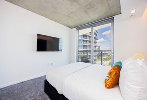 Superior Apartment, City View | 1 bedroom, iron/ironing board, free WiFi