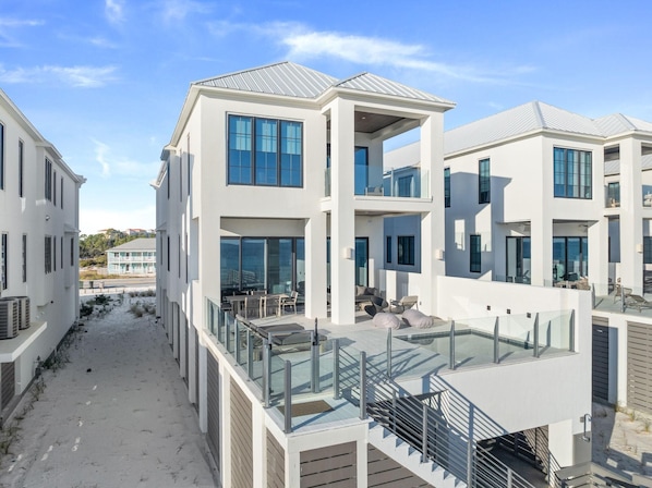House, Multiple Beds (Casita Bonita at Eleanor Beach) | Terrace/patio