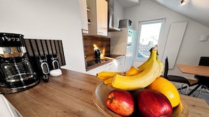 Private kitchen - Sonnenhalde panoramic view, new building and quiet location. (Freudenstadt)
