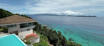 Maha Villa - Sea View Island Retreat with private beach