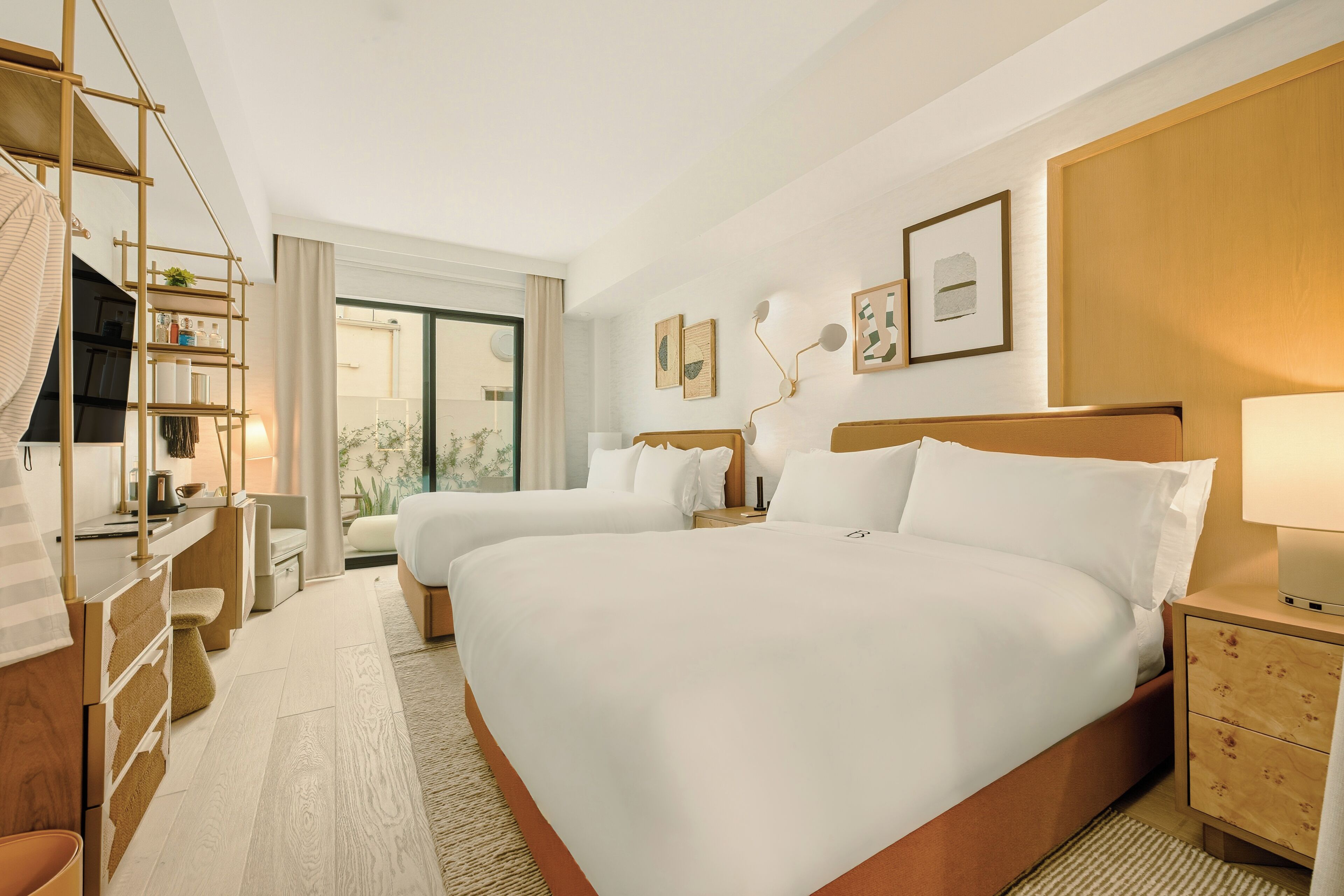 Lanai Double Queen with Private Terrace | 客房景观