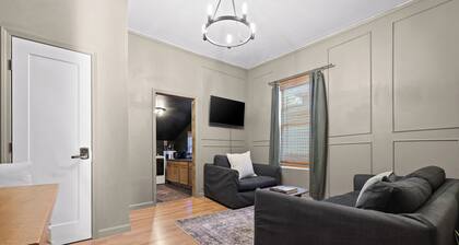 Charming 2-bedroom Cottage minutes from downtown Chattanooga, Pet Friendly
