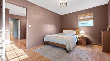 2 chambres, fer et planche Ă repasser, Wi-Fi, draps fournis