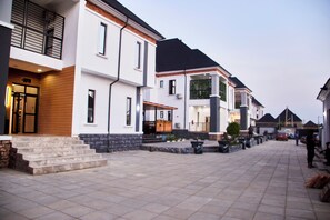 Front of property - De Mipos Luxury Suites (Abuja)