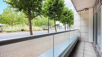 Luxury Apartment | Terrace/patio