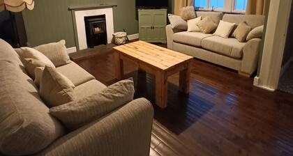 Melbourne Cottage Situated In The Centre Of Pembroke South Wales