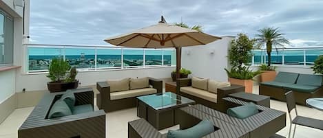 Basic Apartment | Terrace/patio