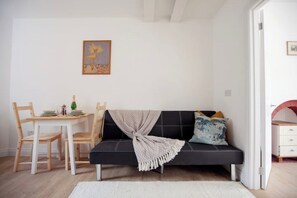 Living area - Cozy & Central Flat for 3 in London

 (London)