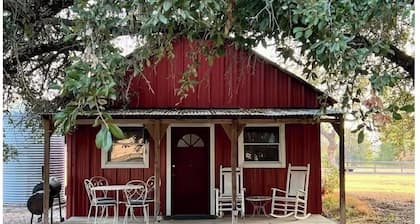 Charming bed & breakfast in Belton with Highland Cows