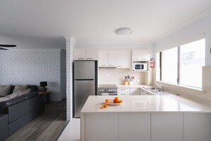 Microwave, oven, dishwasher, spices