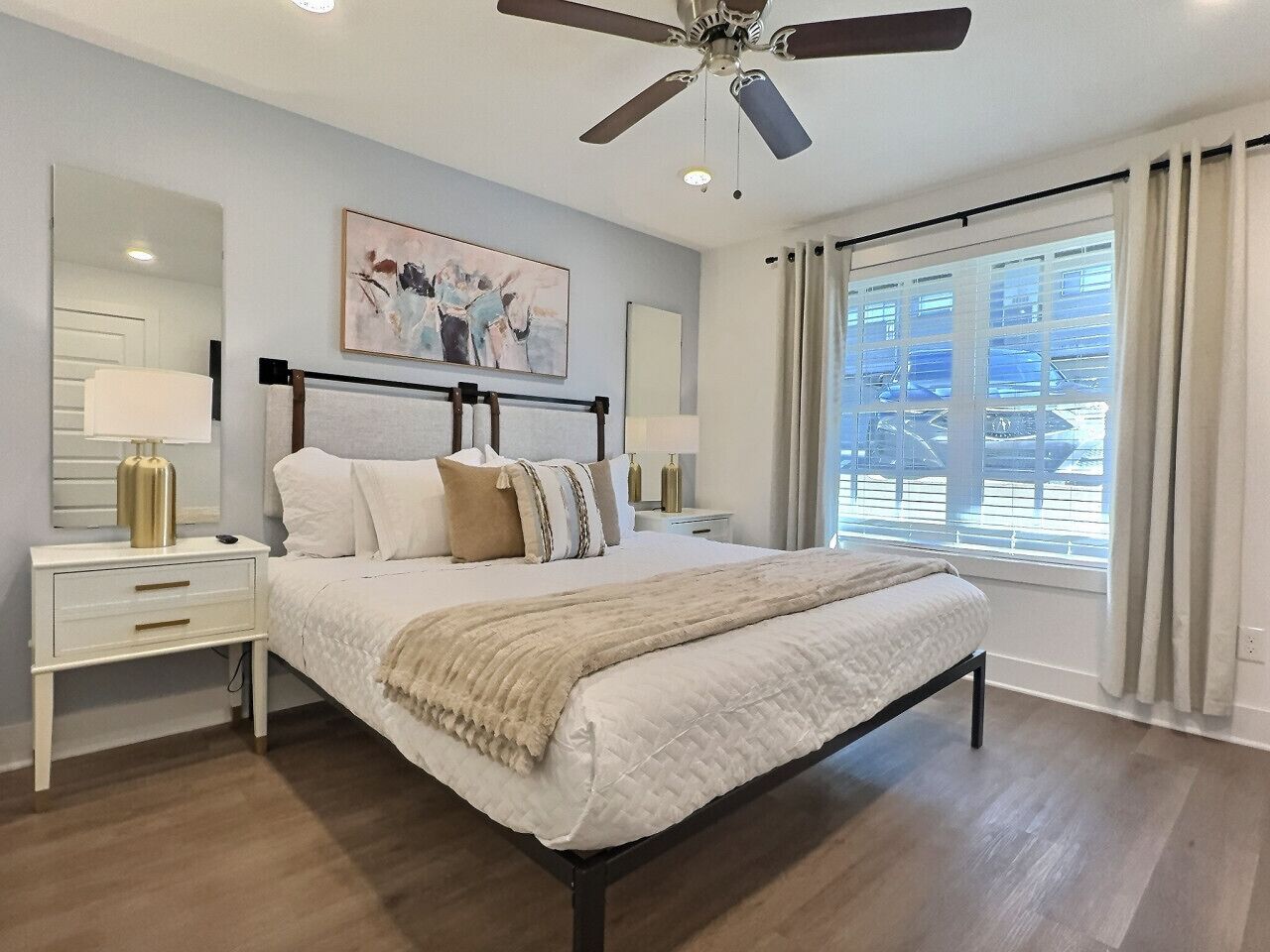 2 bedrooms, desk, iron/ironing board, free WiFi